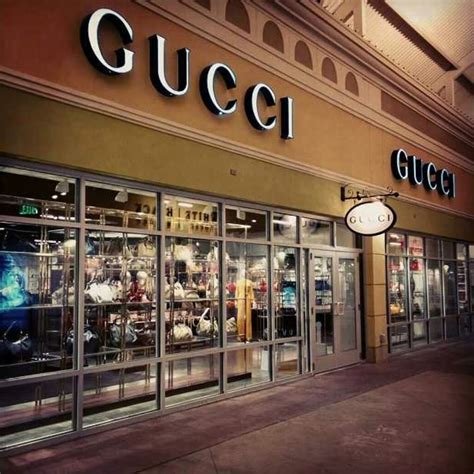 gucci outlet miami